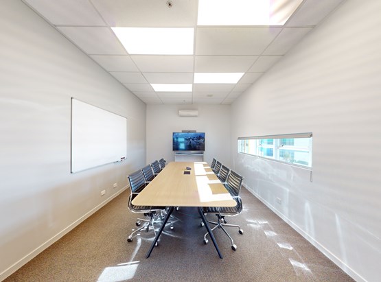 Upstairs Genius War Room 1-8 Person